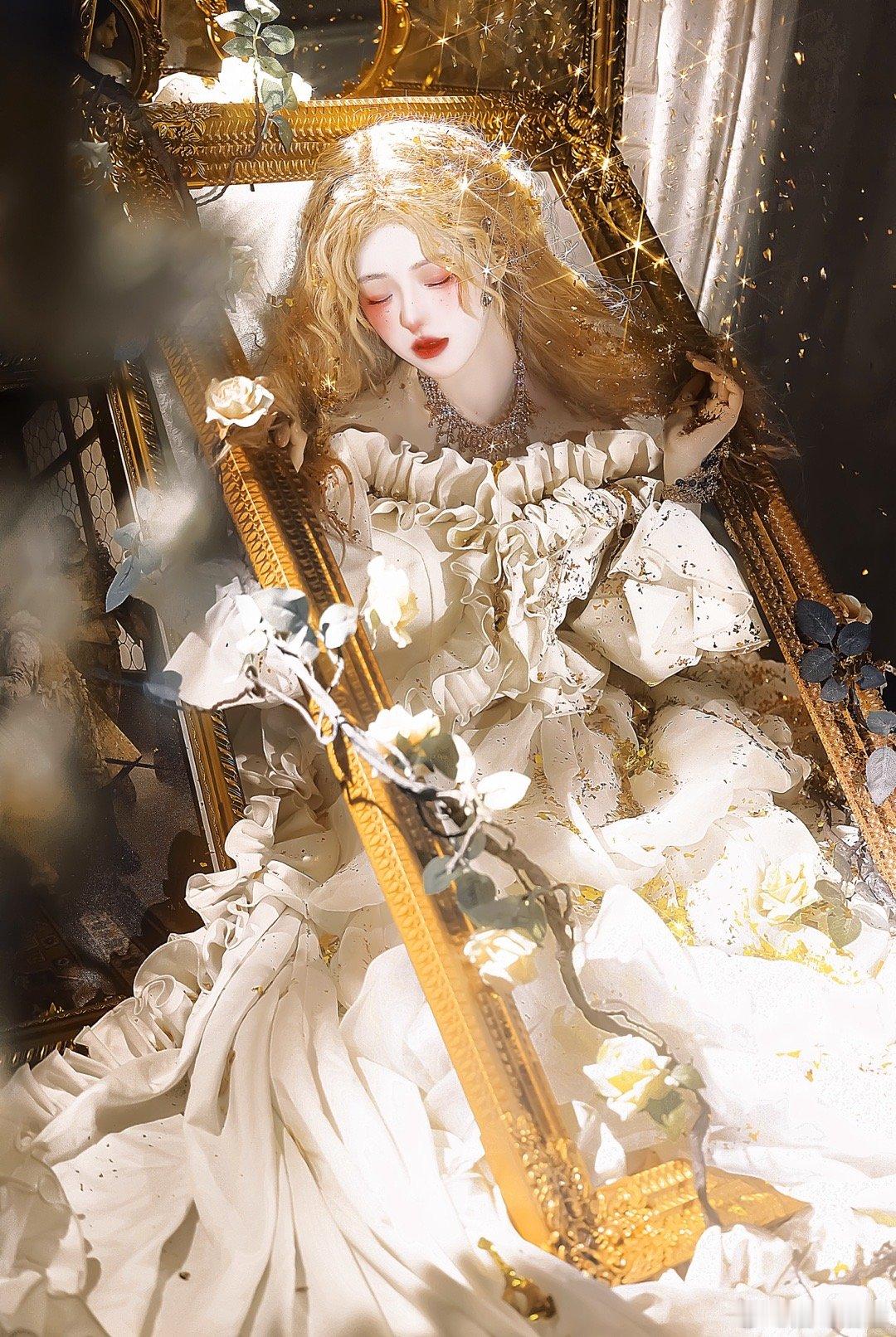 “世界本就浑浊，罪与爱同歌”宝贝真美丽#画画素材##摄影# ​​​