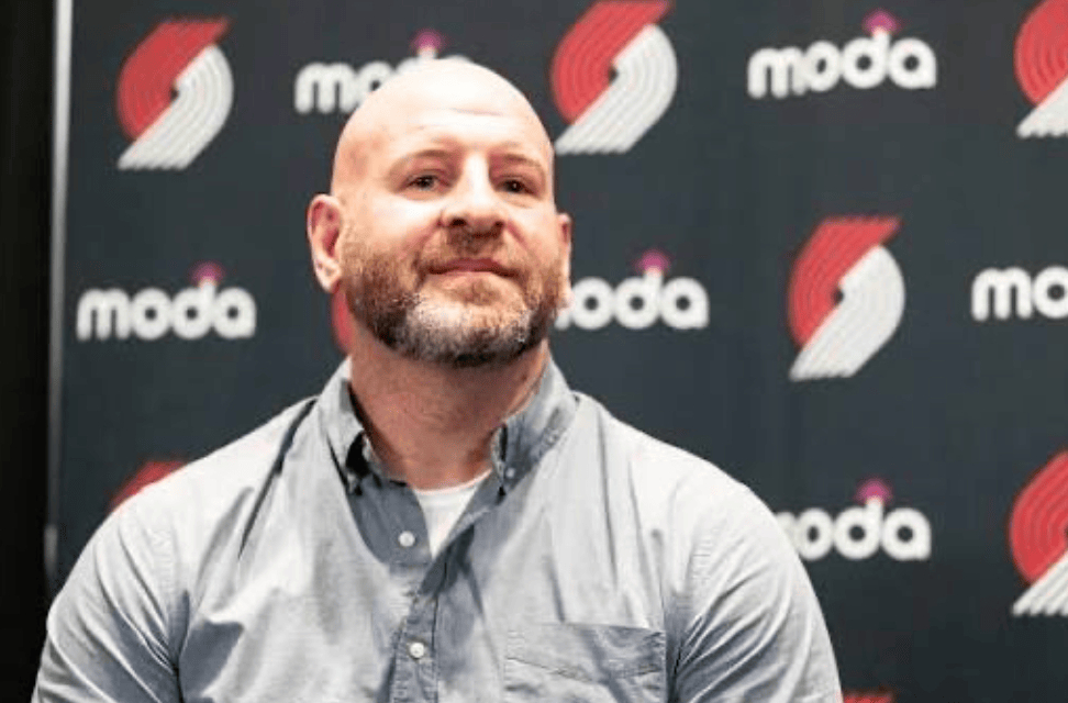 与辉同行卖优思益销售额超千万据Shams：ESPN消息人士透露，开拓者因在两年前