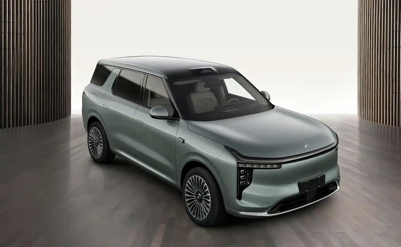 智己LS8申报图曝光，这消息一出来就吸引了不少目光。车长5085mm，轴距达30