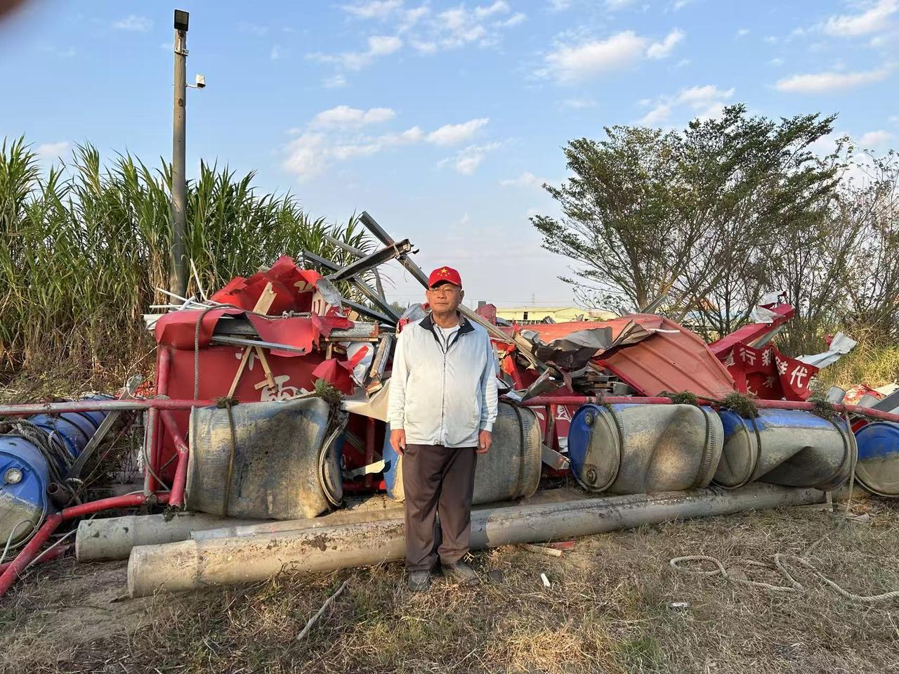 麻烦黄智贤表个态度，统派三问：

你对自己哥哥辖下拆五星红旗的红船基地什么看法？