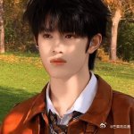   张极耳骨钉  瞧呀，张极的这个耳骨钉着实妙不可言！它像是一颗璀璨的星星，落在