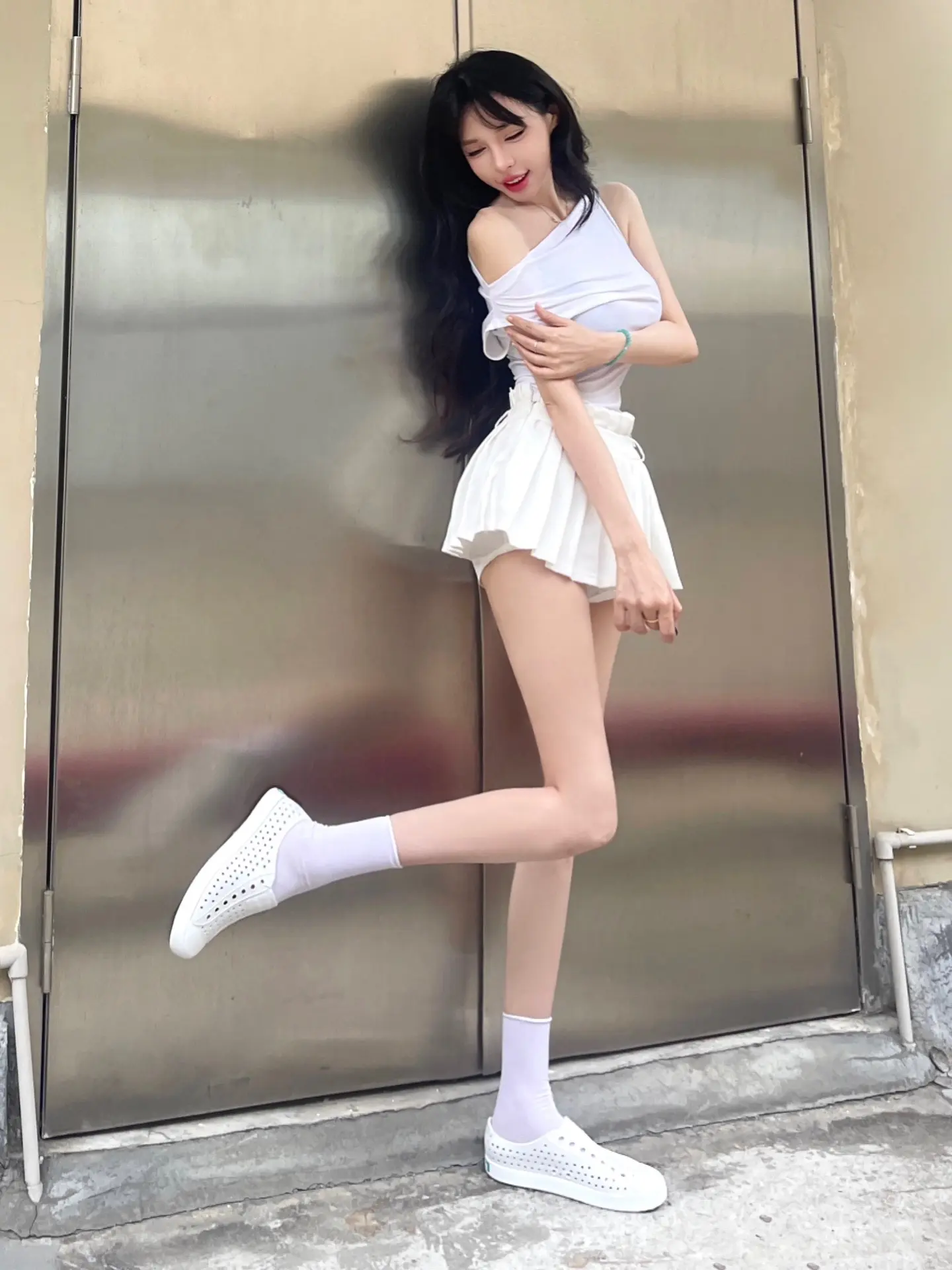 酷姐姐做够了偶尔也笑一下😙。一个人一个命，有什么办法呢？一点办法也没有🙂‍↔️