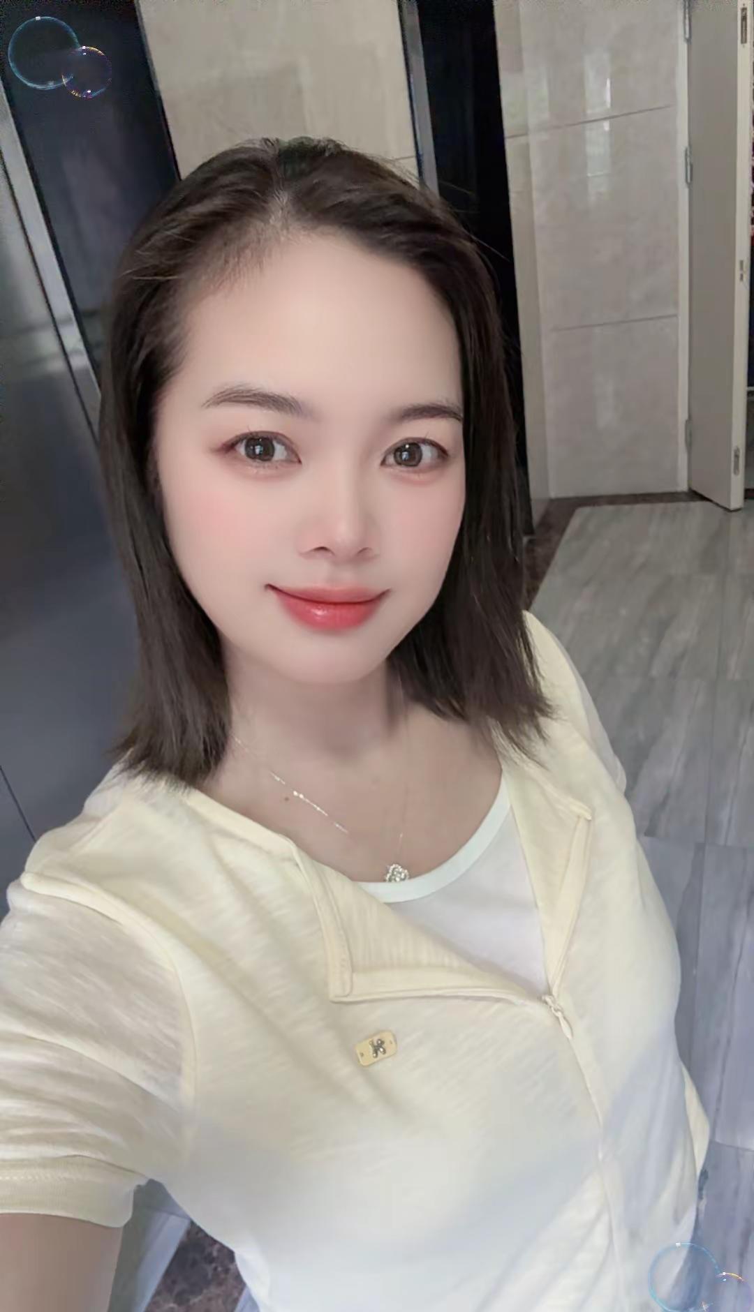 总以为夏天很长，可转眼就立秋了，愿许秋风知我意，散我心中意难平…一个转身，夏天就