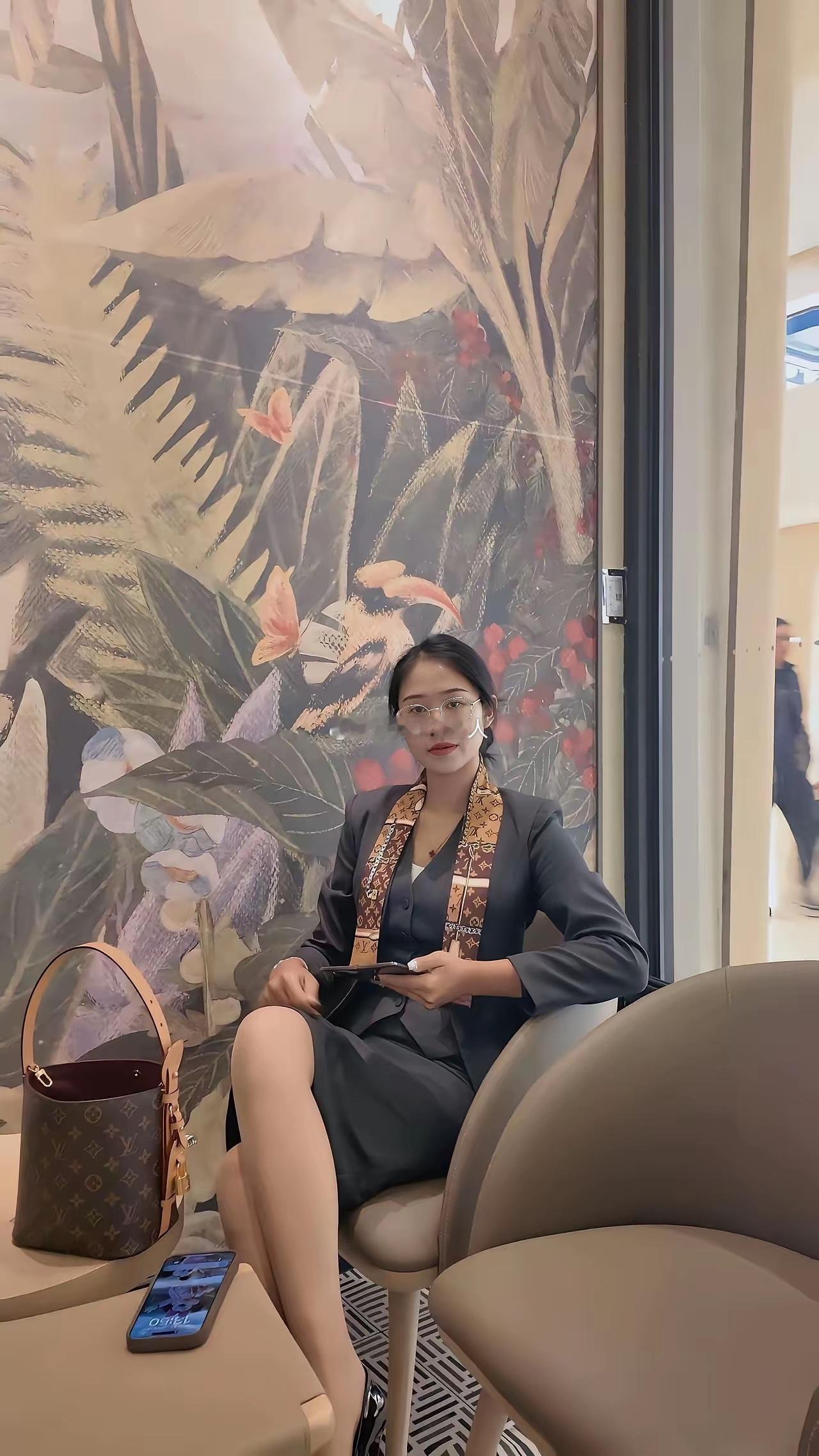 这种打扮的，一般是什么职业 