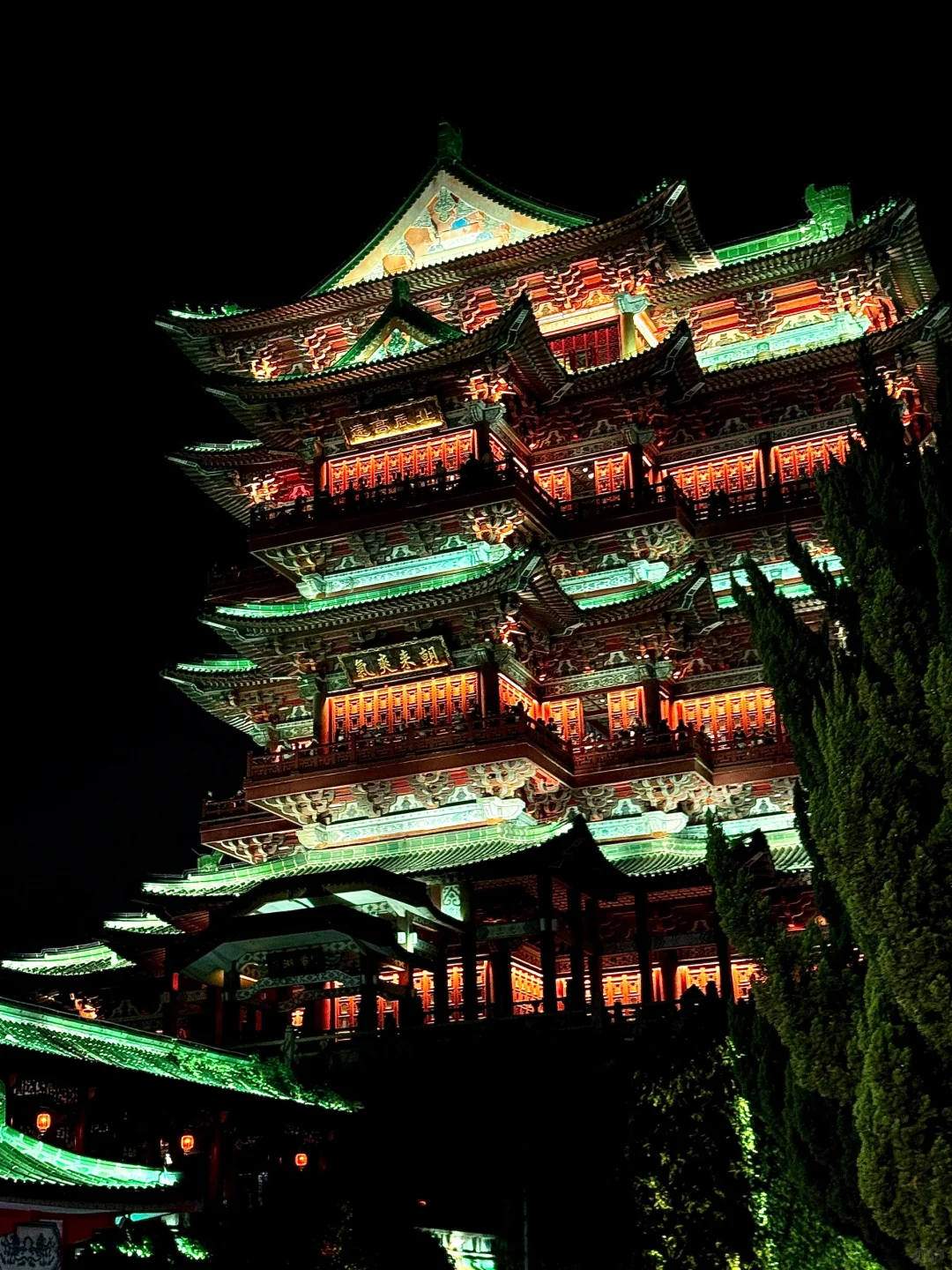 来南昌了……借我点图。。。。。。