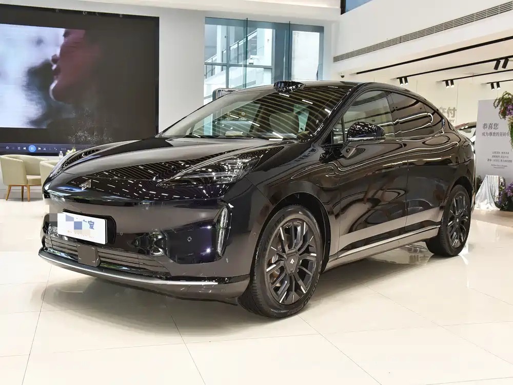 昊铂HT是广汽埃安旗下中大型纯电五座SUV，800V高压平台加持，补能效率是一大
