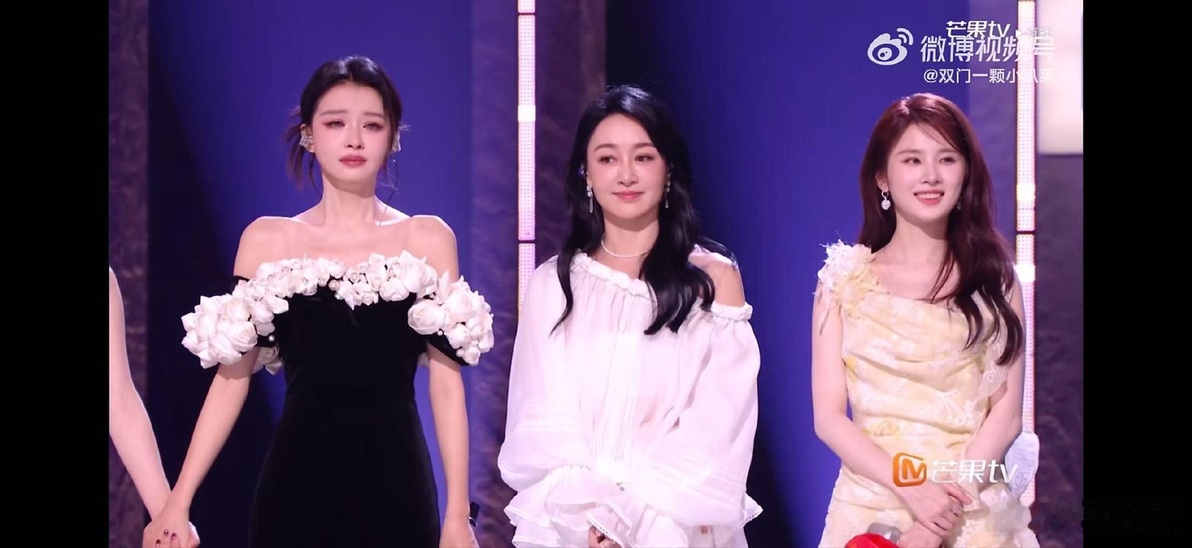 赵子琪淘汰乘风2026孙怡队赵子琪在一公直播中淘汰，虽有不甘，但依旧为她的勇敢鼓