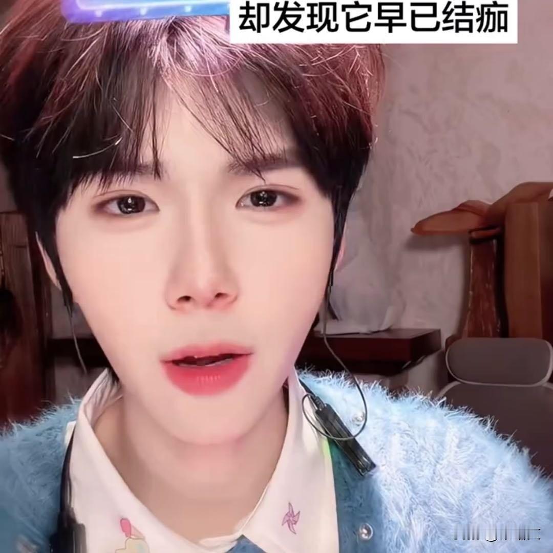 何秋亊曝演唱会白忙活，票卖爆一毛没拿，主办方这操作太坑人
 
谁能想到演唱会票卖