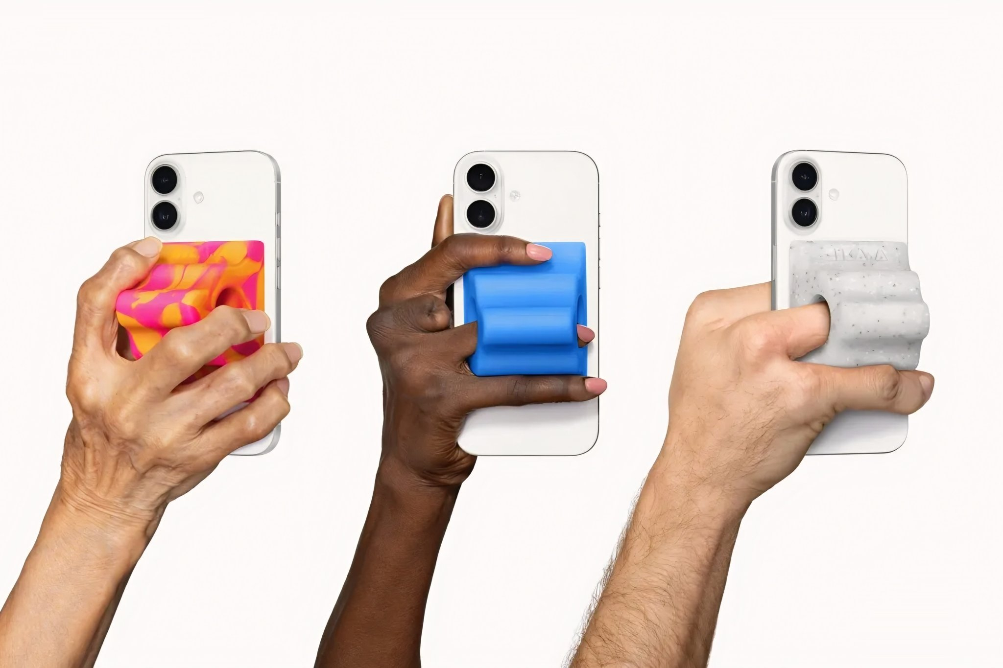 iPhone绝版配件回归 真的有人会这样子把手指插进去用吗那放回口袋怎么放？而且