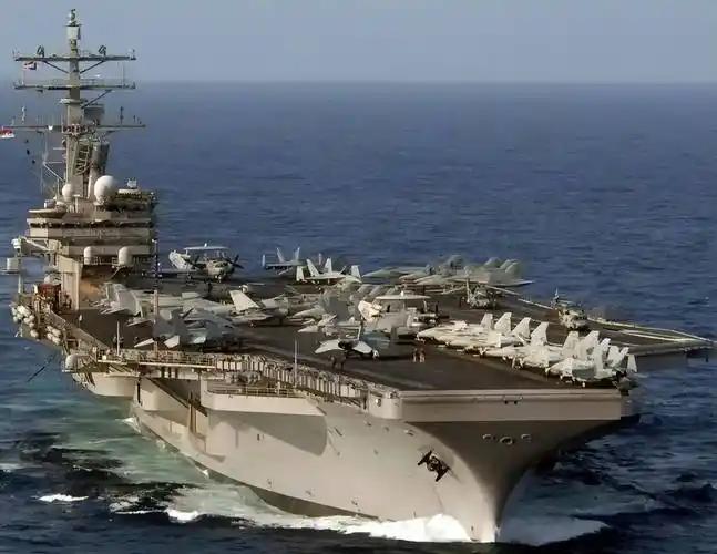 美军机连续坠入南海并非巧合！

南海30分钟连掉两架军机，特朗普着急跳出来甩锅燃