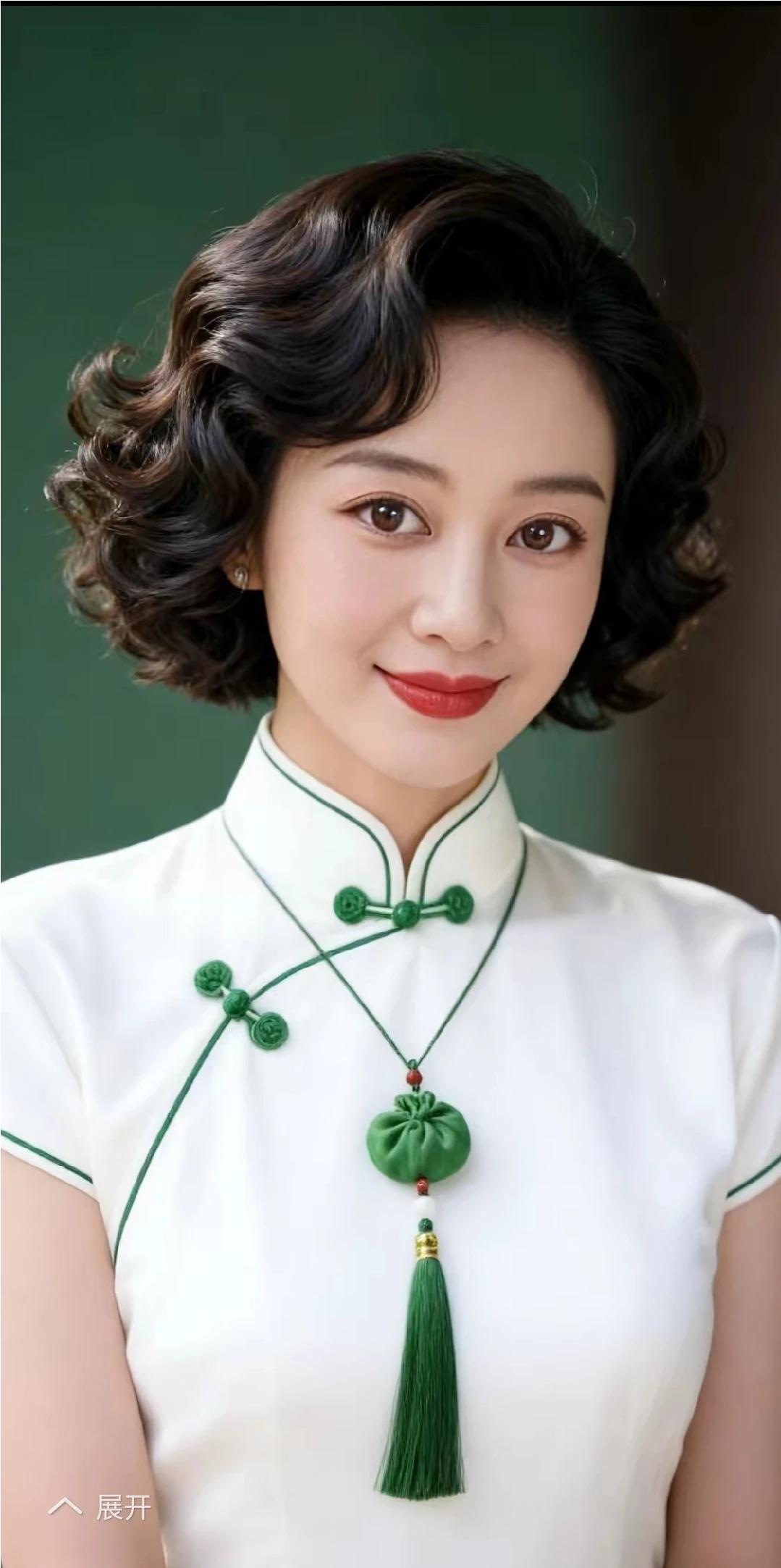 上联：人情似纸张张薄；
下联：事故若酒醇醇厚。