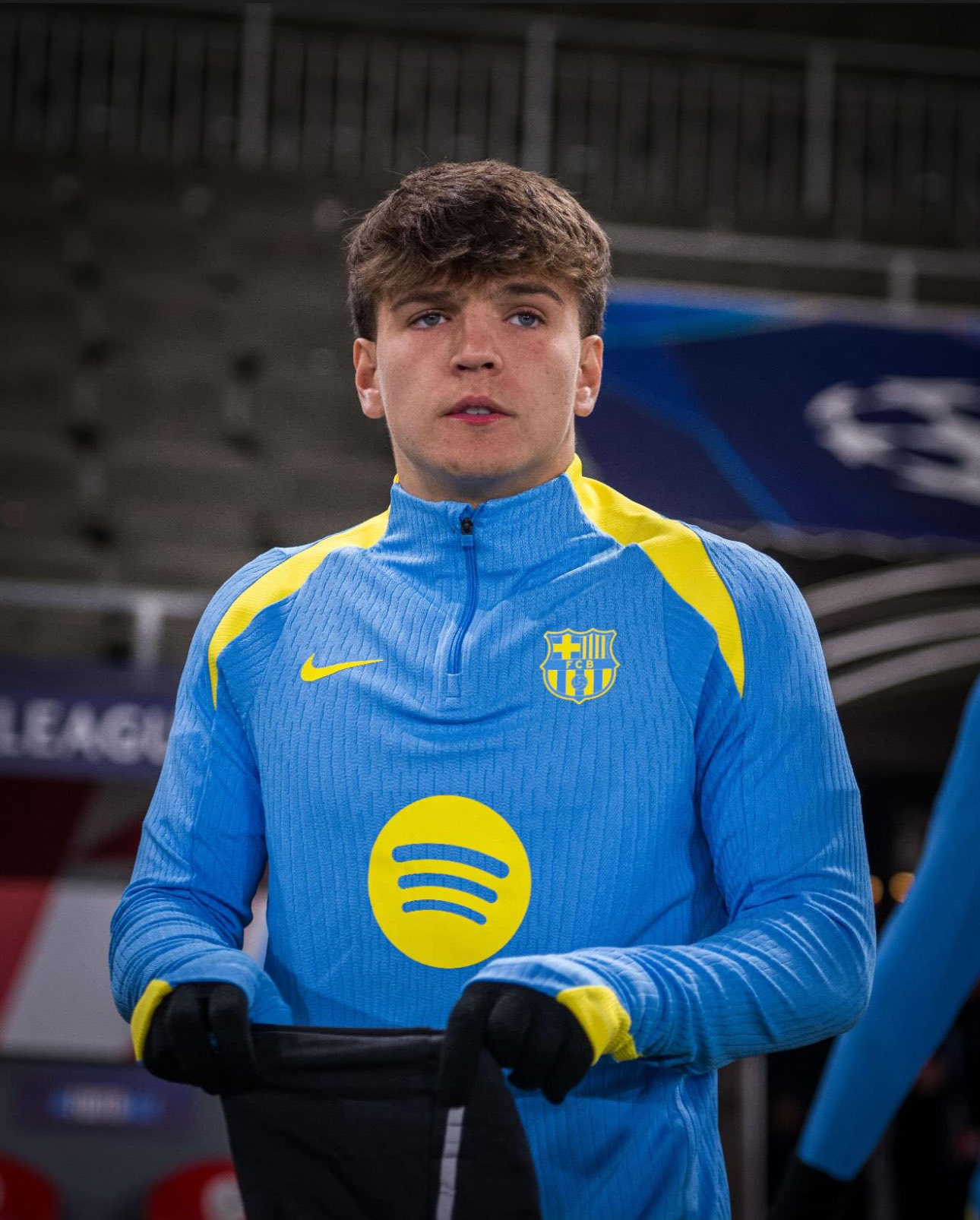 世体：胡安·埃尔南德斯被弗里克召入队参加今天的比赛，他是本赛季巴萨竞技最好的球员