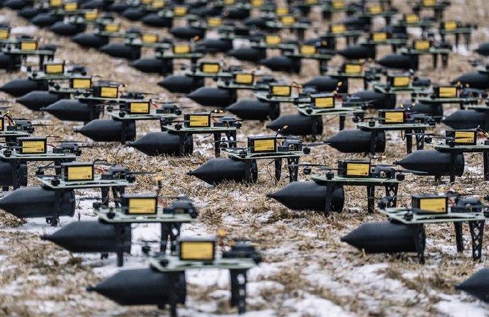 在乌克兰的中国志愿者柯义发了一条信息，说是捷克截获了一批俄罗斯的光纤FPV无人机