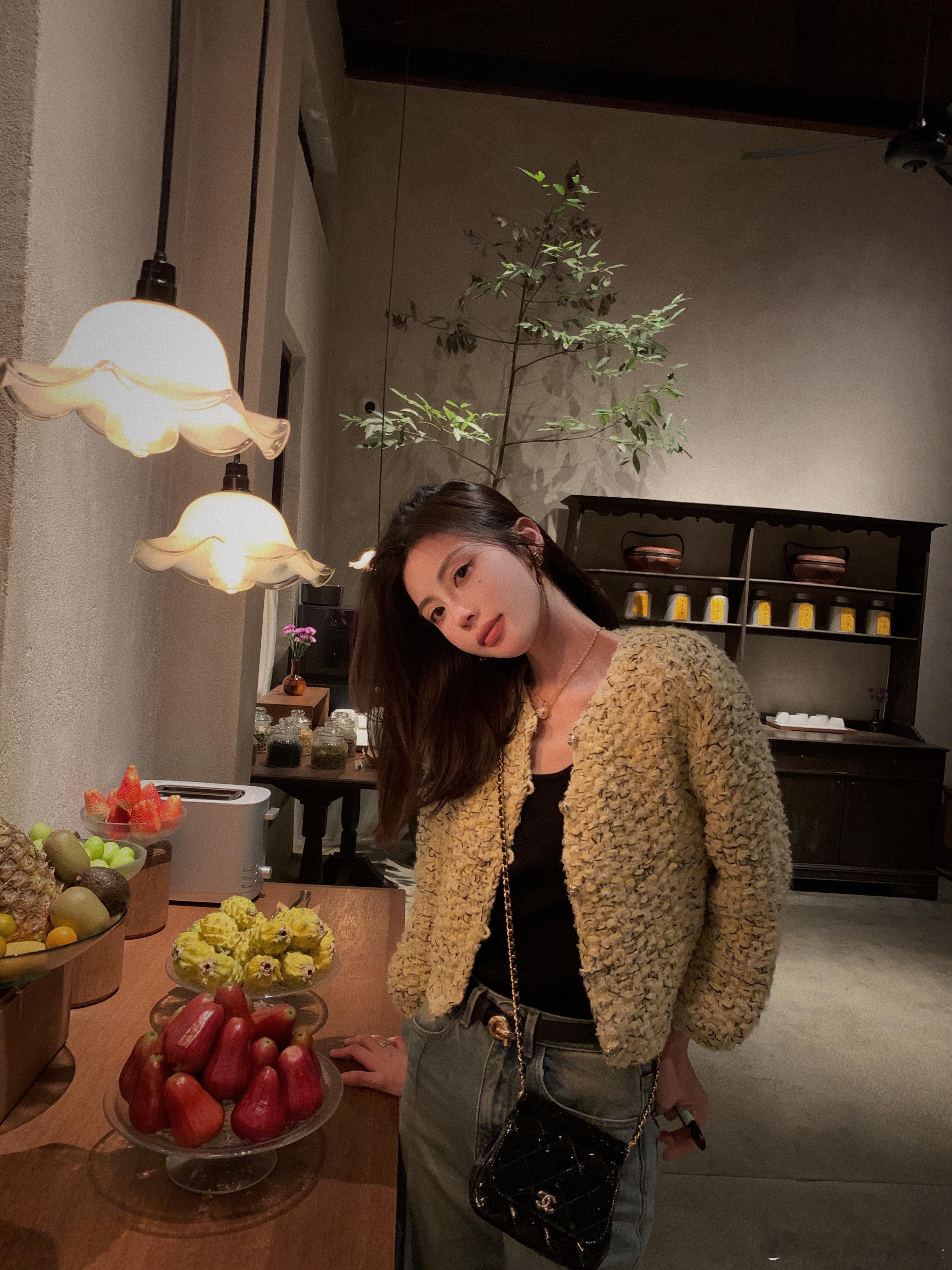 早春线私服 全定制重磅编织香 跟我自己那件一摸一样的纱线工艺限量现货 工期很长很