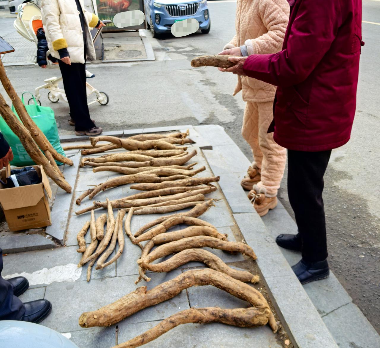 就爱追“腥”
吃的就是这股子土腥味

泥土的芳香
始终是中国人
刻在骨子里的浪漫