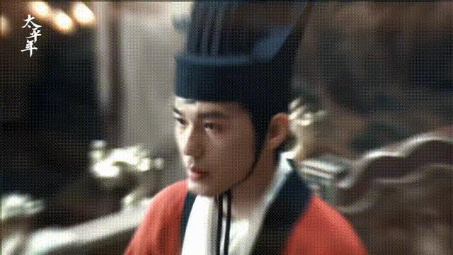 白宇新剧手起刀落一秒一个 这一段的表演太有层次了！从眼含热泪到挥刀复仇就在一瞬间