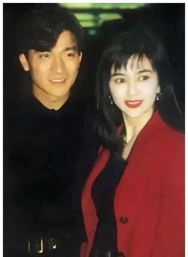 单论颜值，刘德华和关之琳真是绝配！