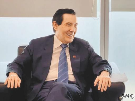 马英九一句话点醒所有人！武统台湾没人愿意接受，但统一已经等不起了，三角围台已成定