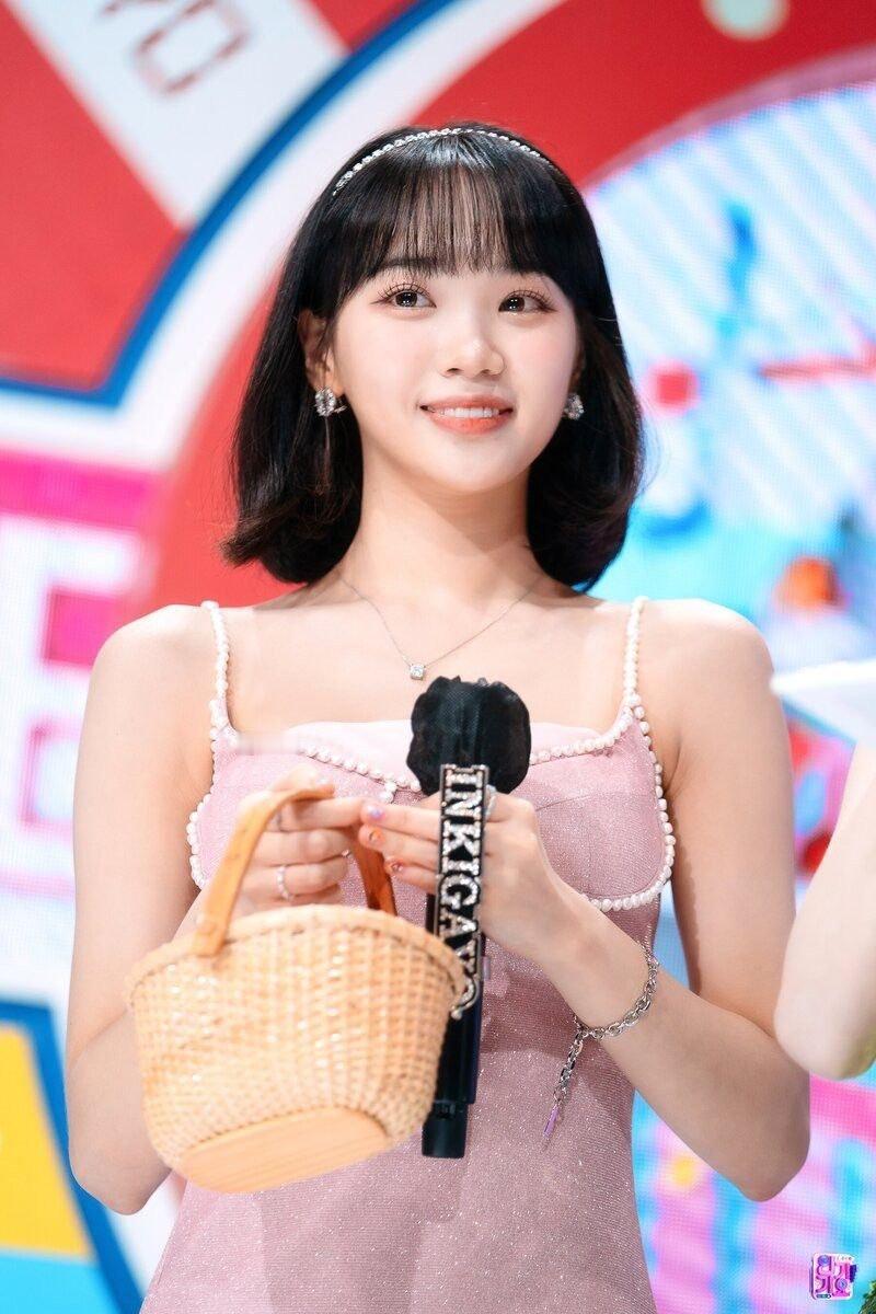 金采源将担任本周《音乐中心》特别MC 