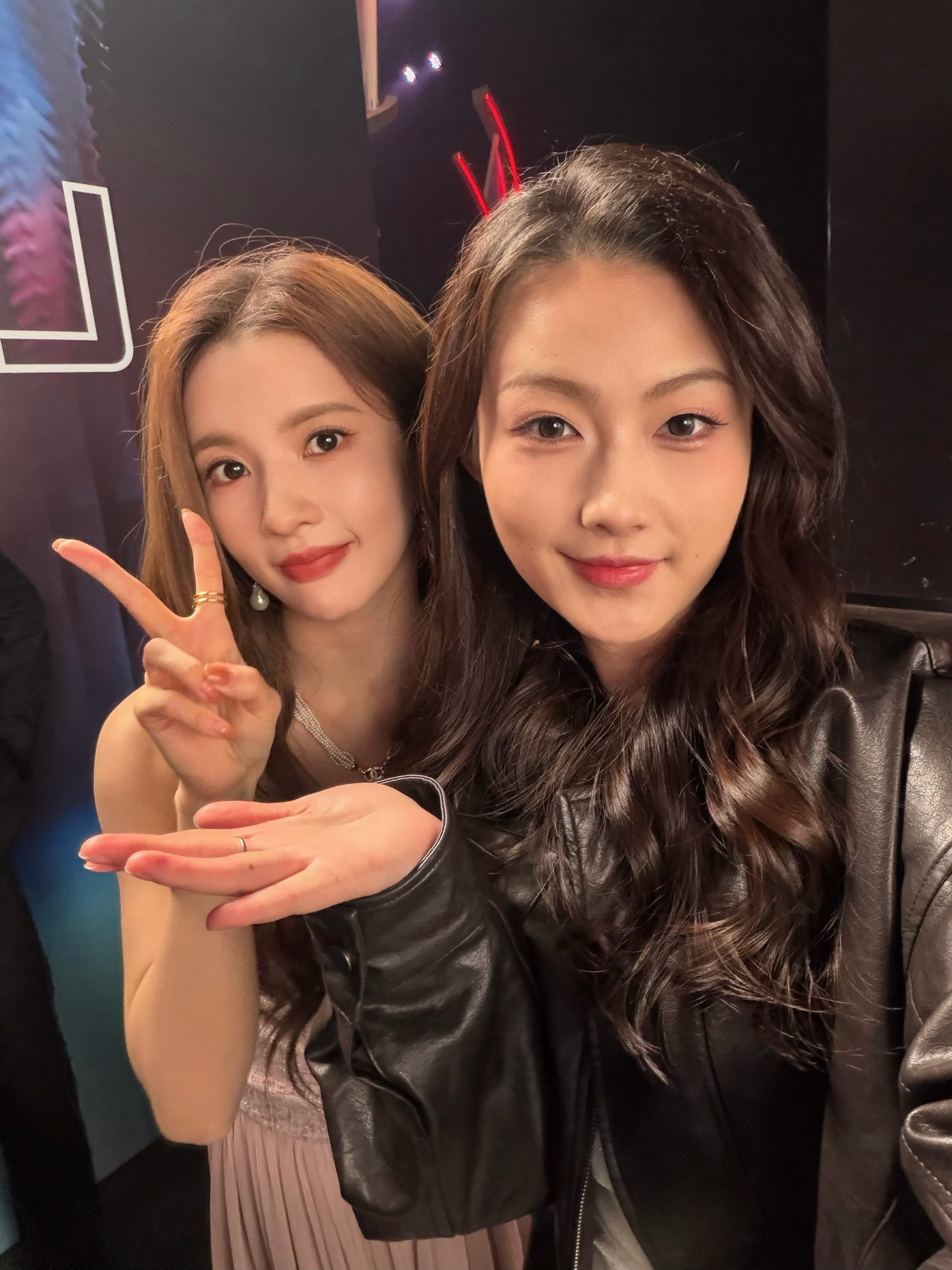 让我们祝贺沈云怡 电视剧客串杀青啦刘些宁张萌 女明星好美我爱女明星！曾舜晞张康乐