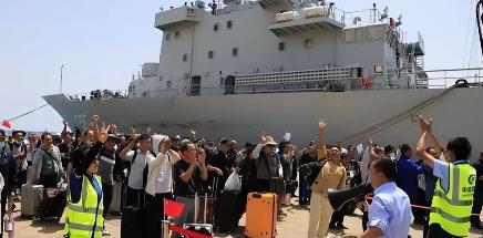 4月7日，中国驻以色列使馆下令：全部撤离！港澳台同胞一个不落，经埃及塔巴口岸安全