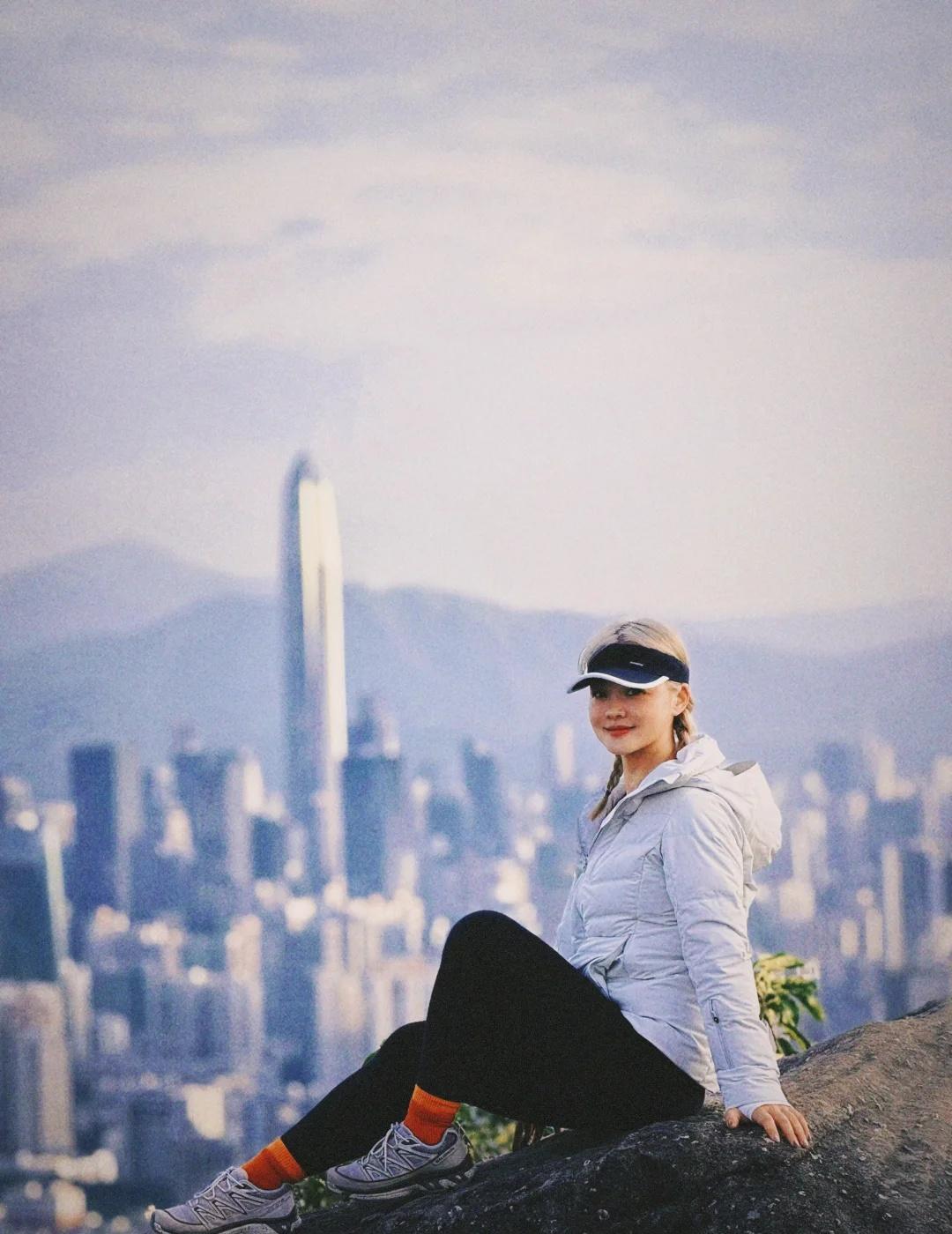 “深哈顿”徒步攻略｜一半山野一半城🍂
不知不觉一年又到尾声，立冬的天气好好，和