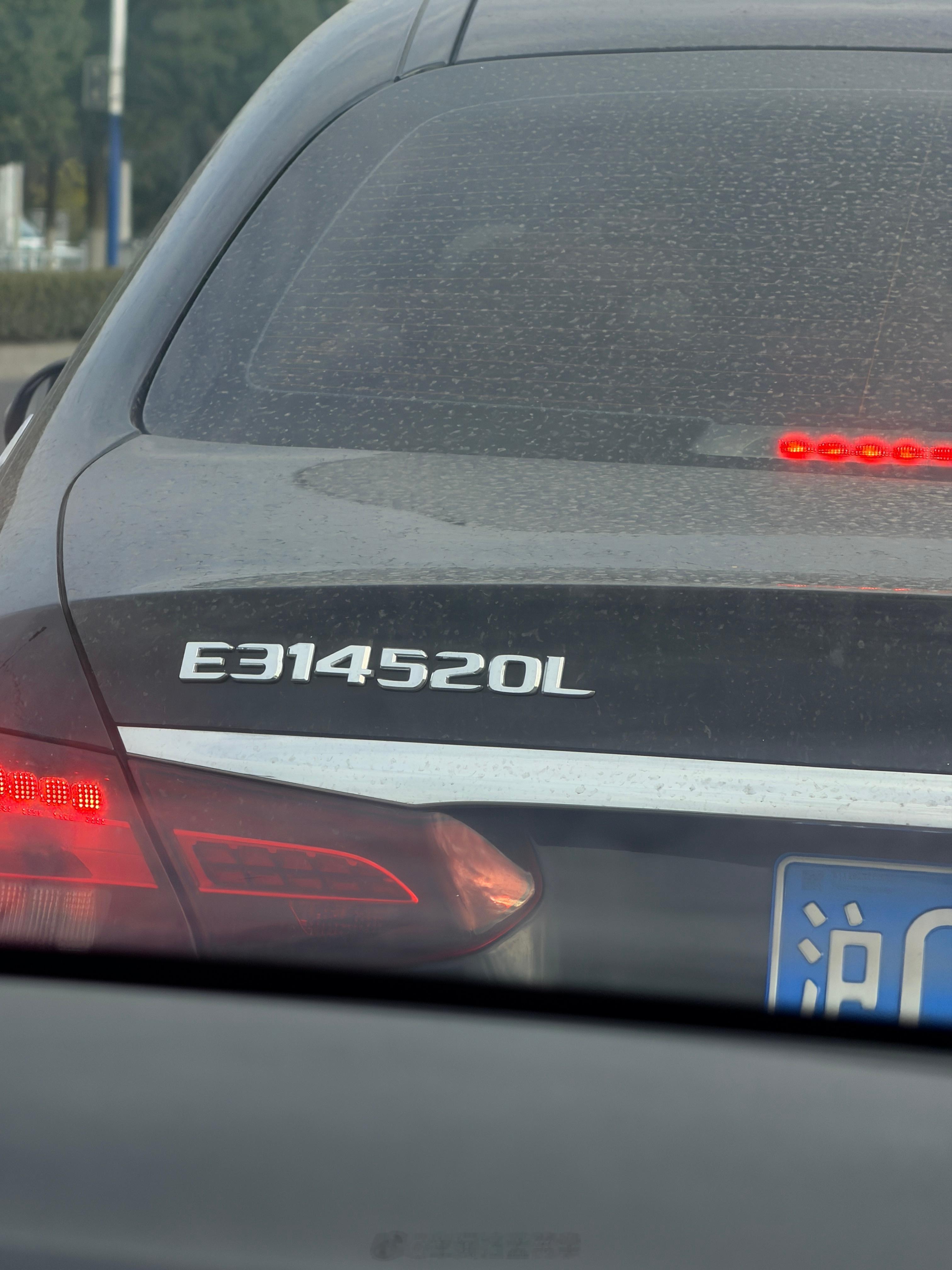 这辆车很懂爱情～ 