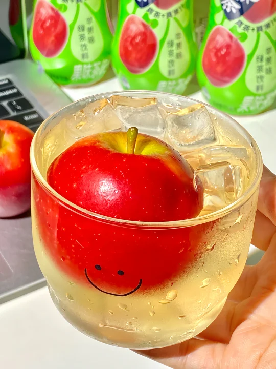 为什么没人推维他苹果绿茶！！一口惊艳。。。