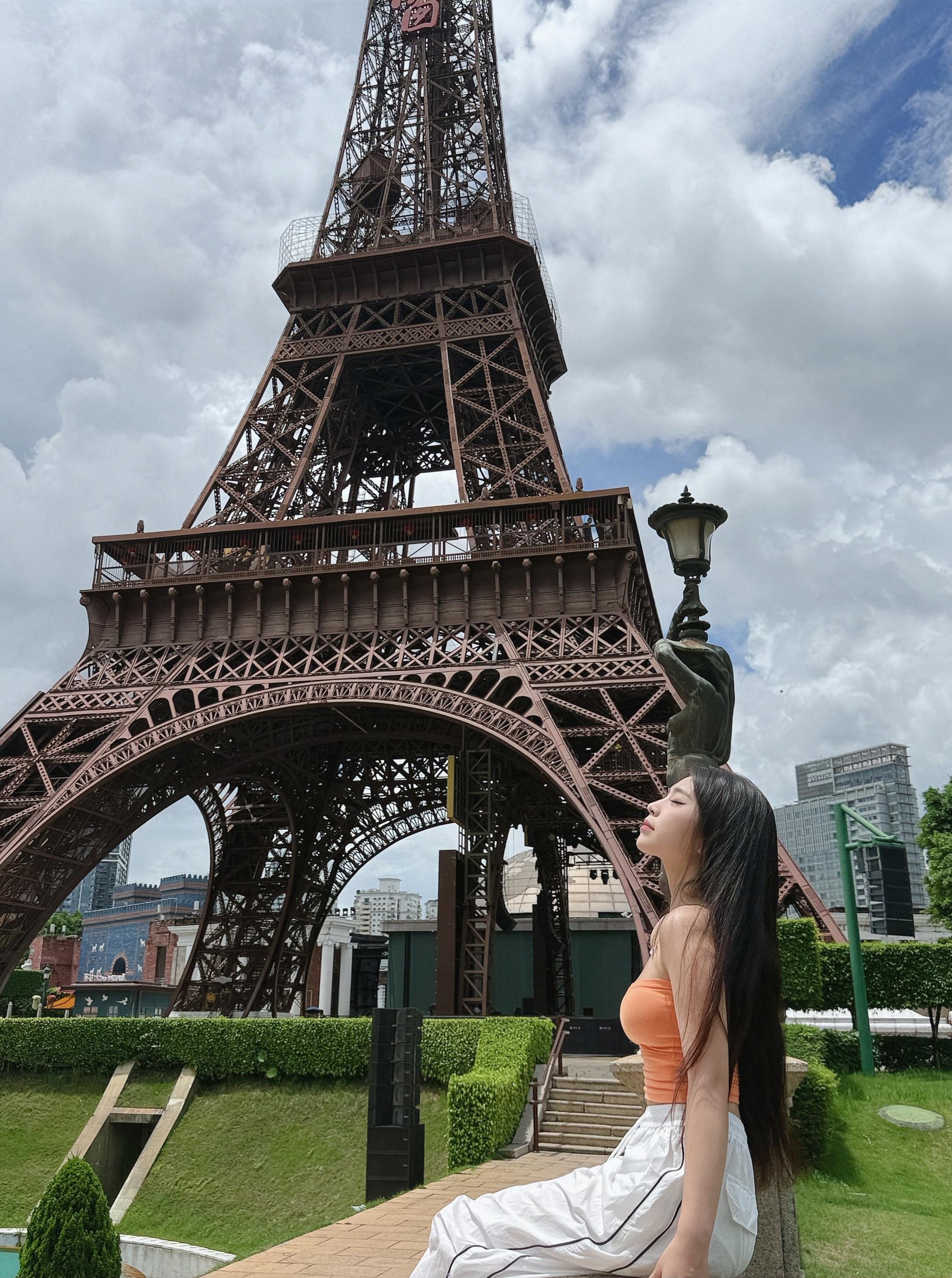 爱人如养花  所以我是一棵独立的树