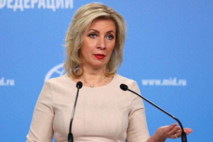 俄罗斯外交部发言人扎哈罗娃，那位以言辞犀利著称的克里姆林宫声音，竟然公开向美国总