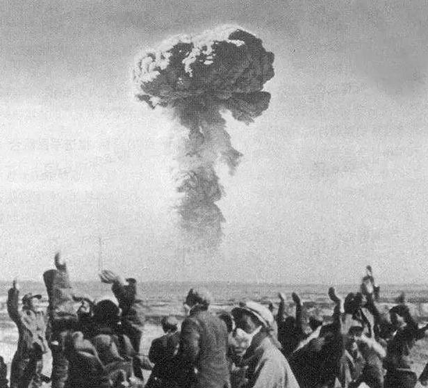 不可思议！被中国用核武器轰炸了45次，遭受大量核污染的罗布泊，现在竟然变成了这样