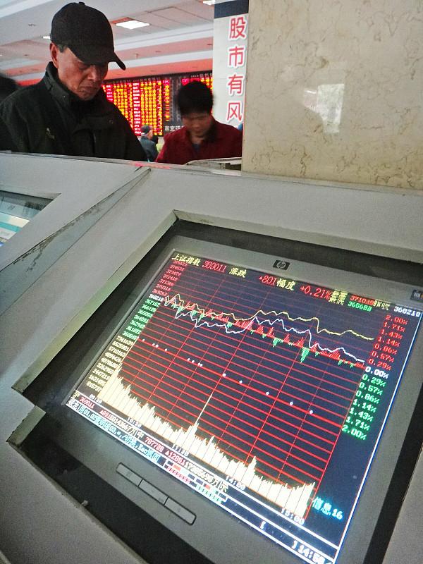 10月终于熬过去了！这行情，比2015年还诛心

兄弟们，先喘口气。

10月份