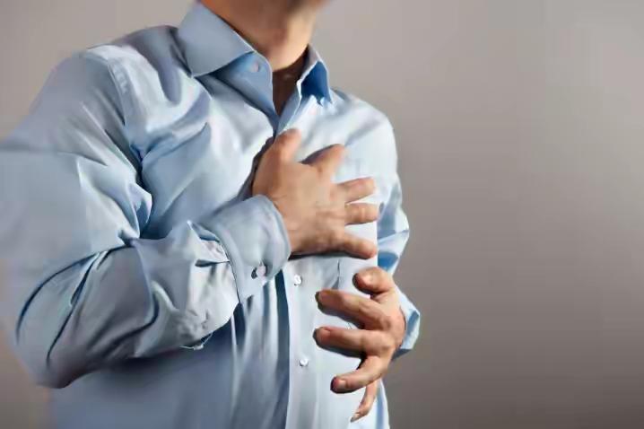 查心脏血管堵没堵，是做CT好还是造影？90%的人都选错
——但请先认清：“该选哪