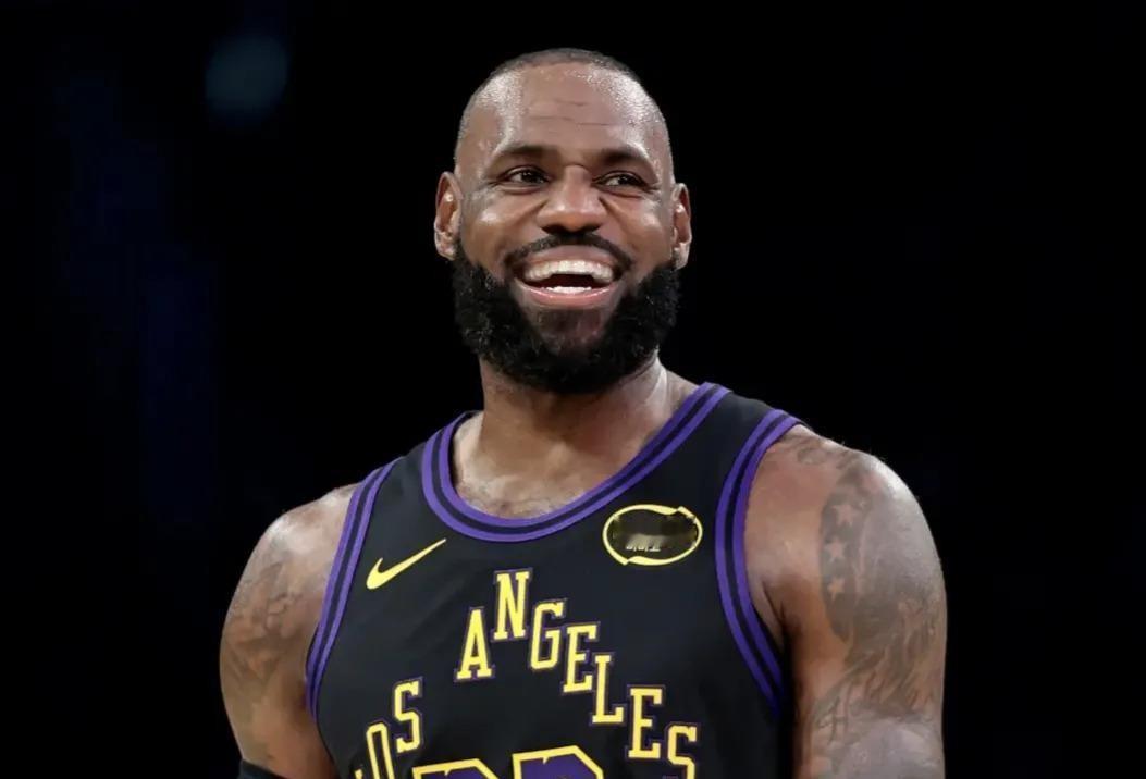 这可能是NBA最“反人类”的一项纪录。
30岁，是绝大多数球员的分水岭，身体下滑