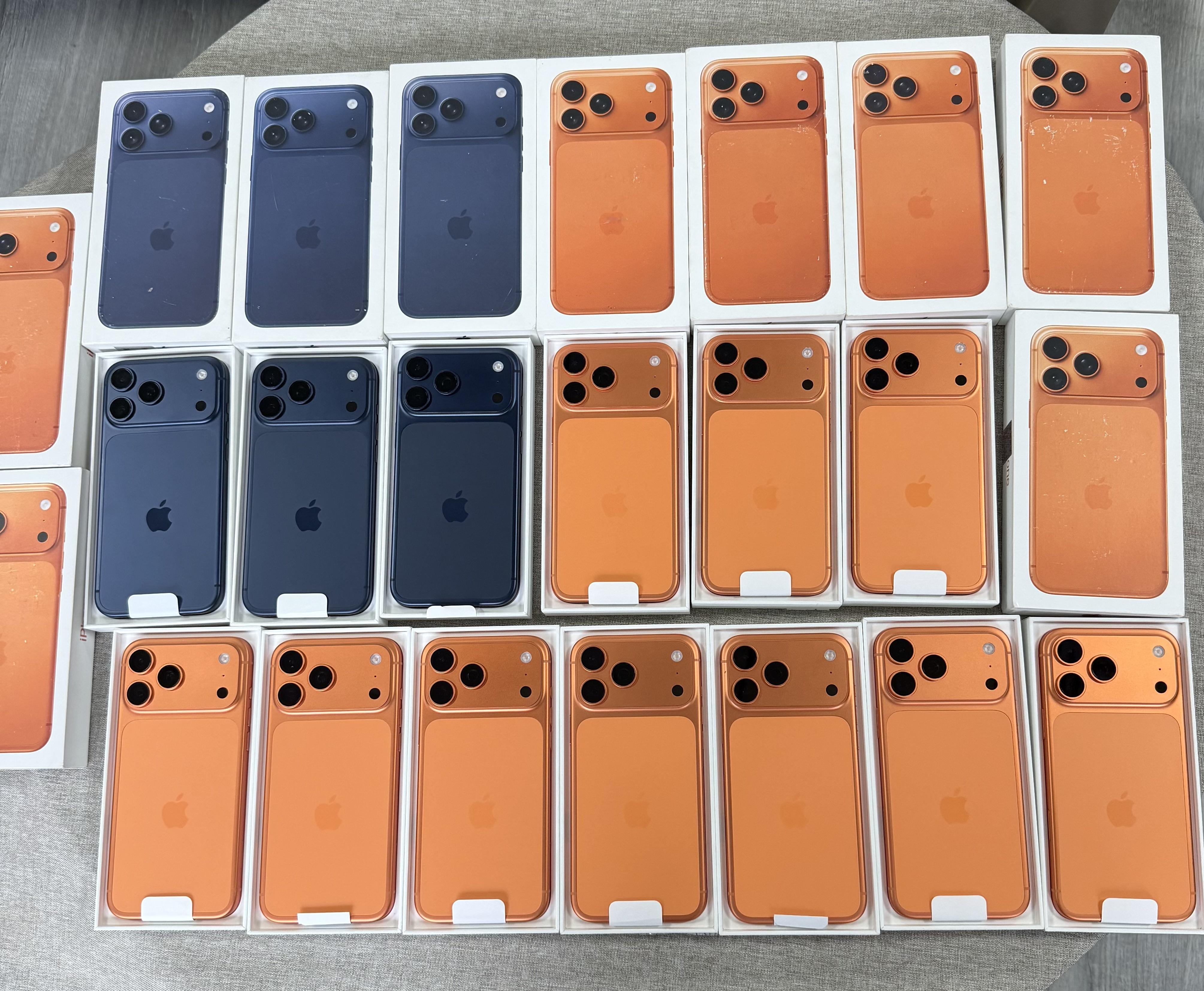 全新仅激活iPhone 17 Pro Max还剩512橙9599，蓝色9499，