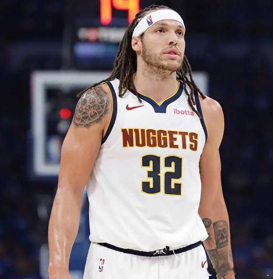 阿隆·戈登将今天复出！戈登此前因小腿伤势缺席了第3场，本场将带伤出战。掘金vs森