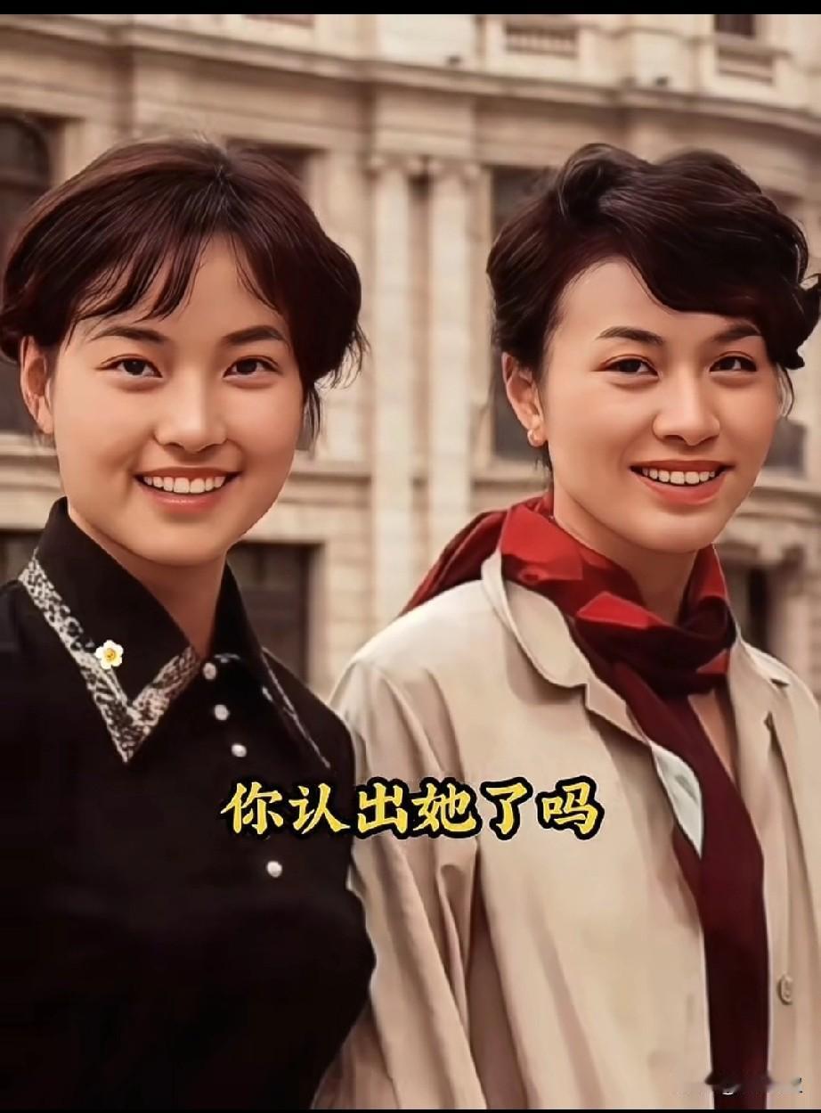 这张充满年代感的合影里，
左边的女孩灵气十足，
后来凭多部作品成为国民演员，
塑