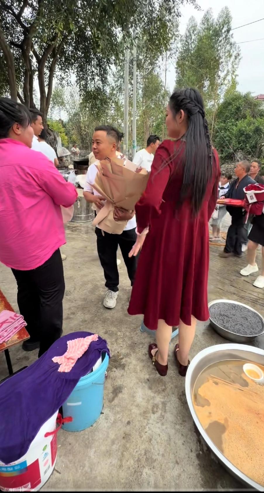 如果彩礼都是男方家借回来的。结婚后要还多久才还完？