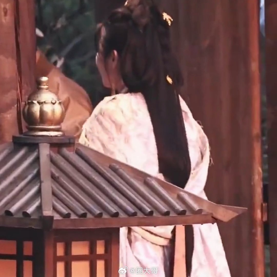 田曦薇哭出了声嘶力竭的感觉谁能想到田曦薇的演技能进步这么快啊，《嫁金钗》的原声台