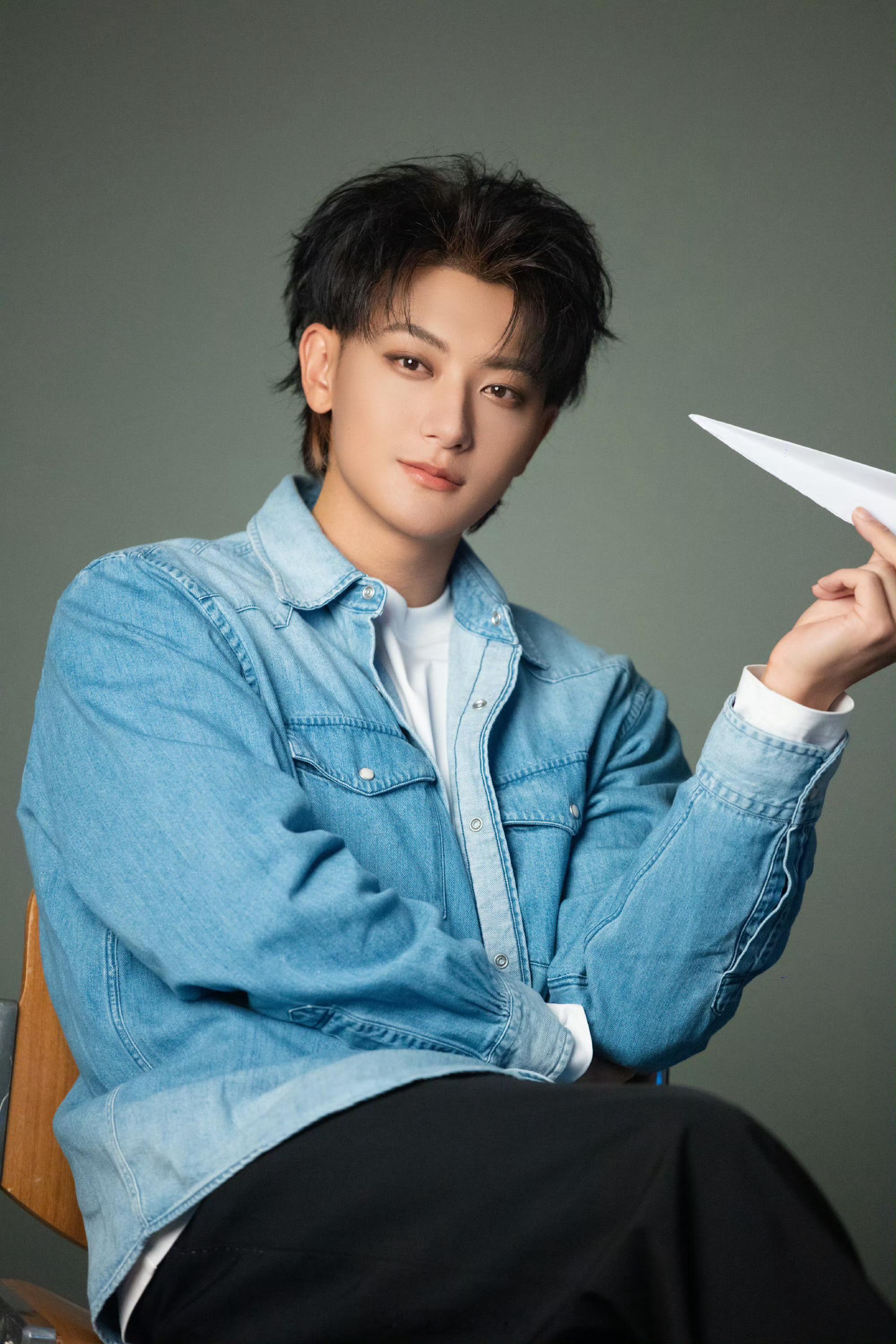 黄子韬、徐艺洋确定加盟湖南卫视跨年演唱会，海口见～ 