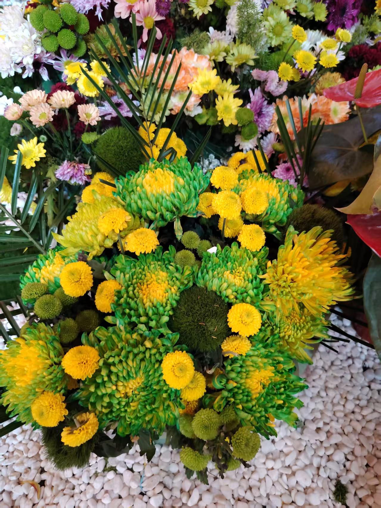 爆款标题：感情再深也会变淡？用心呵护的这些小动作，

嘿，兄弟姐妹们，你们有没有