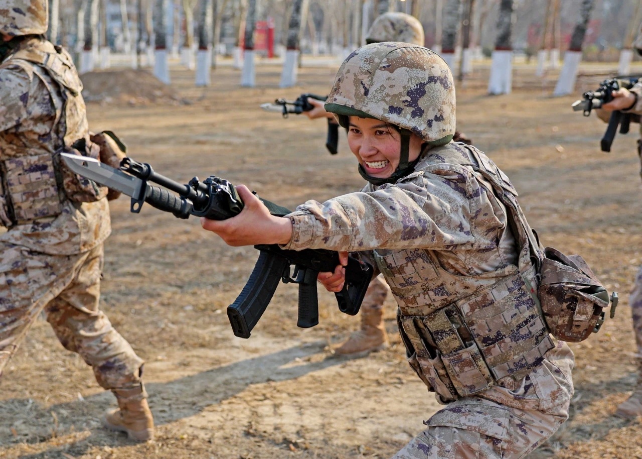 全能女兵杨双（忠诚号） 