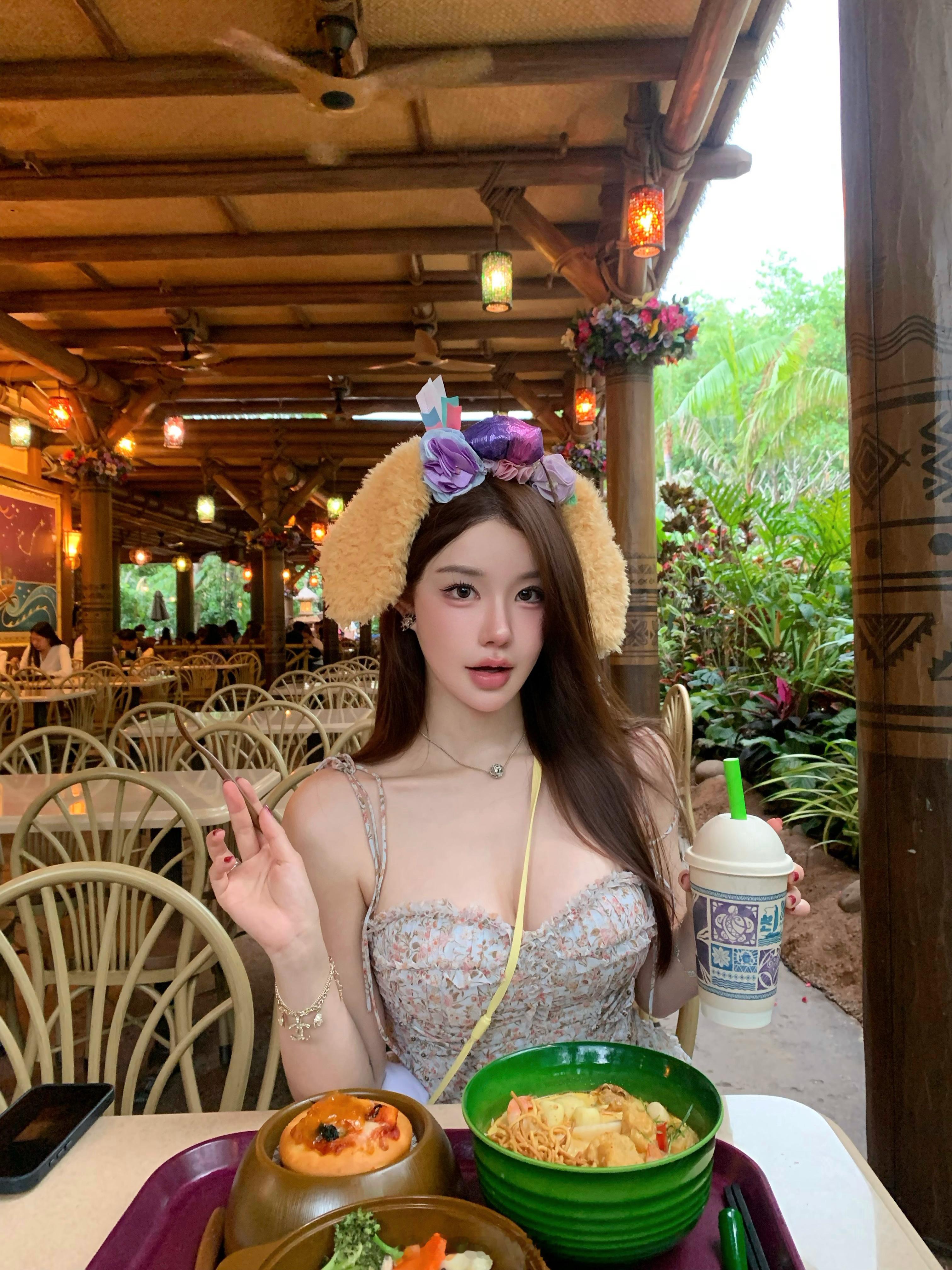 Have a magical day🏰✨🥖• ᴥ •🌭️ 