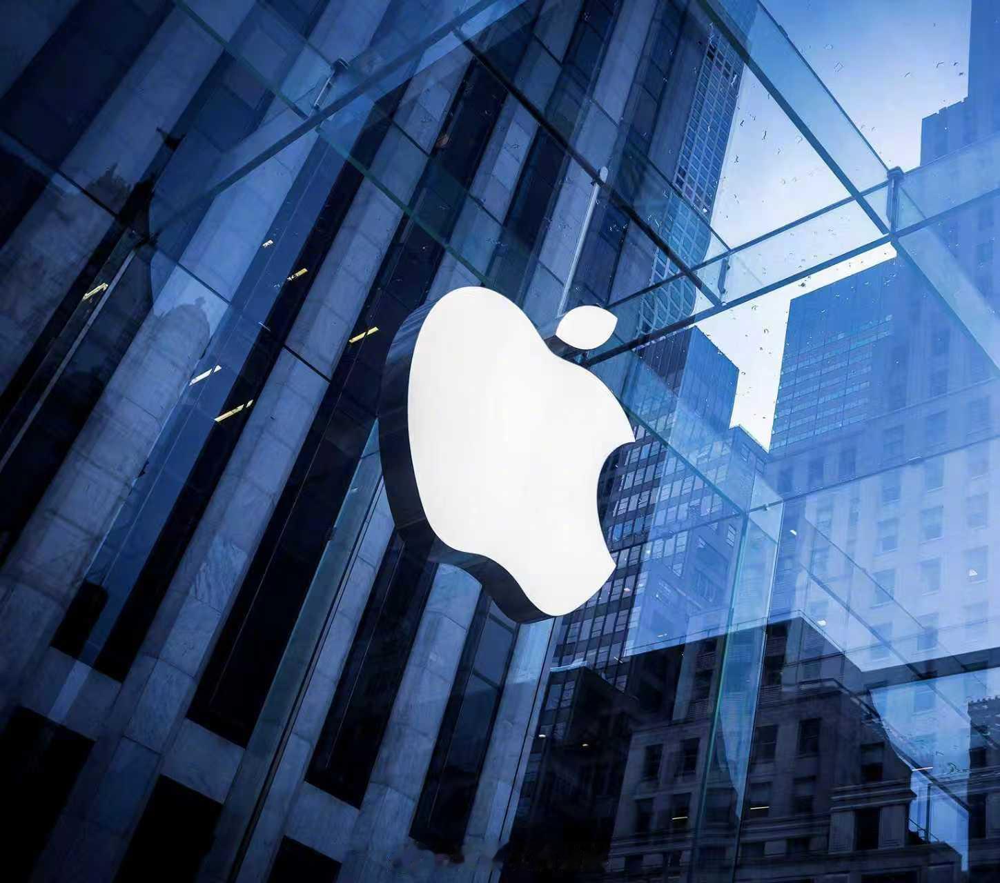 【苹果日赚4.03亿美元】今天苹果发布了财报，第一财季营收1437.6亿美元，同