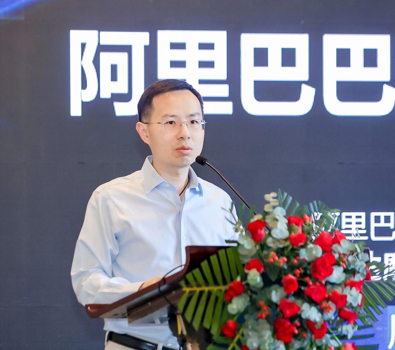 阿里辟谣：周靖人离职传闻纯属捏造事实！ 阿里巴巴辟谣周靖人辞职
