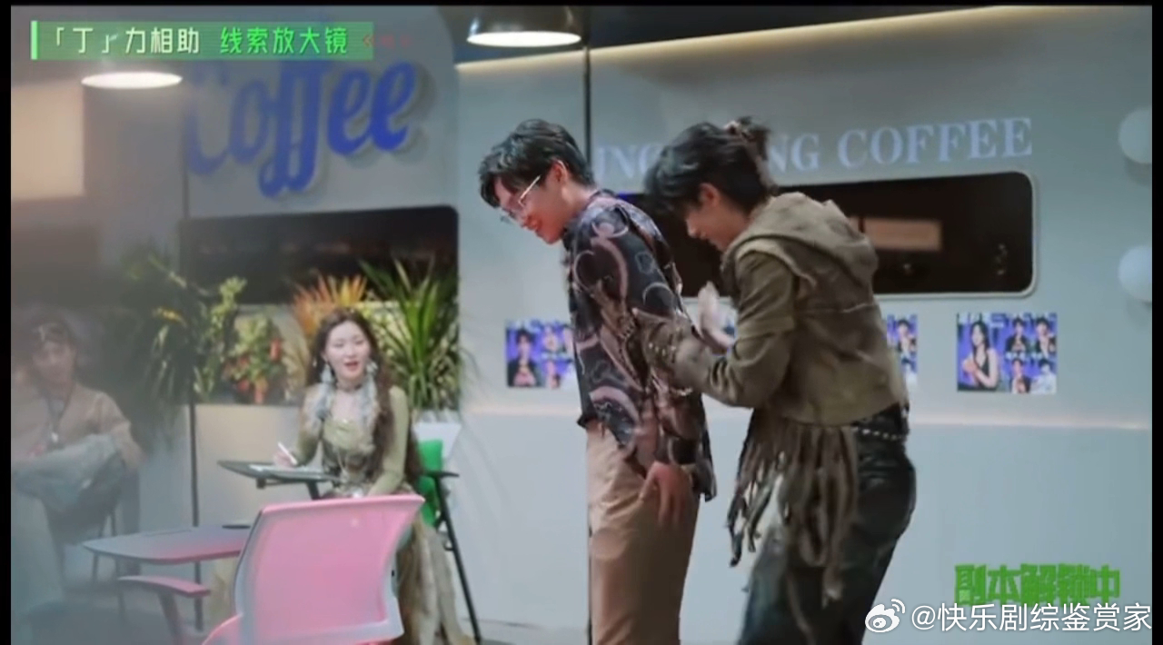 丁程鑫把周柯宇哄开心了孙千指哪丁程鑫打哪谁能拒绝温柔又听话的丁程鑫！末世造型氛围