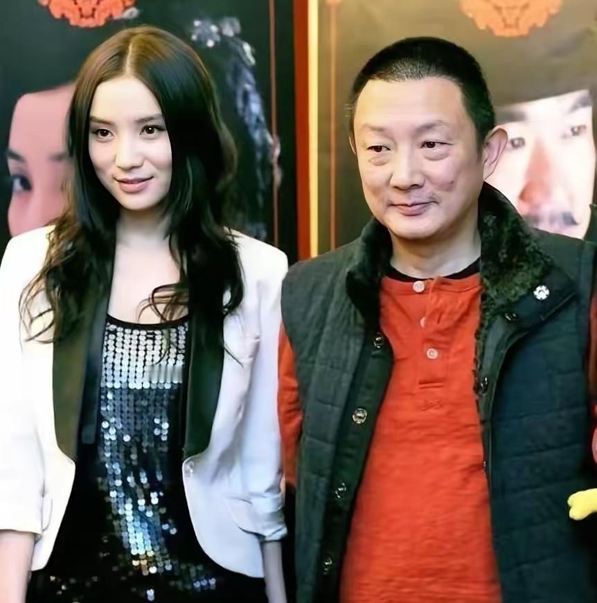 2007年，名导张黎为了宋佳，在妻子刘蓓刚生产后便提离婚，可这位27岁的女演员，