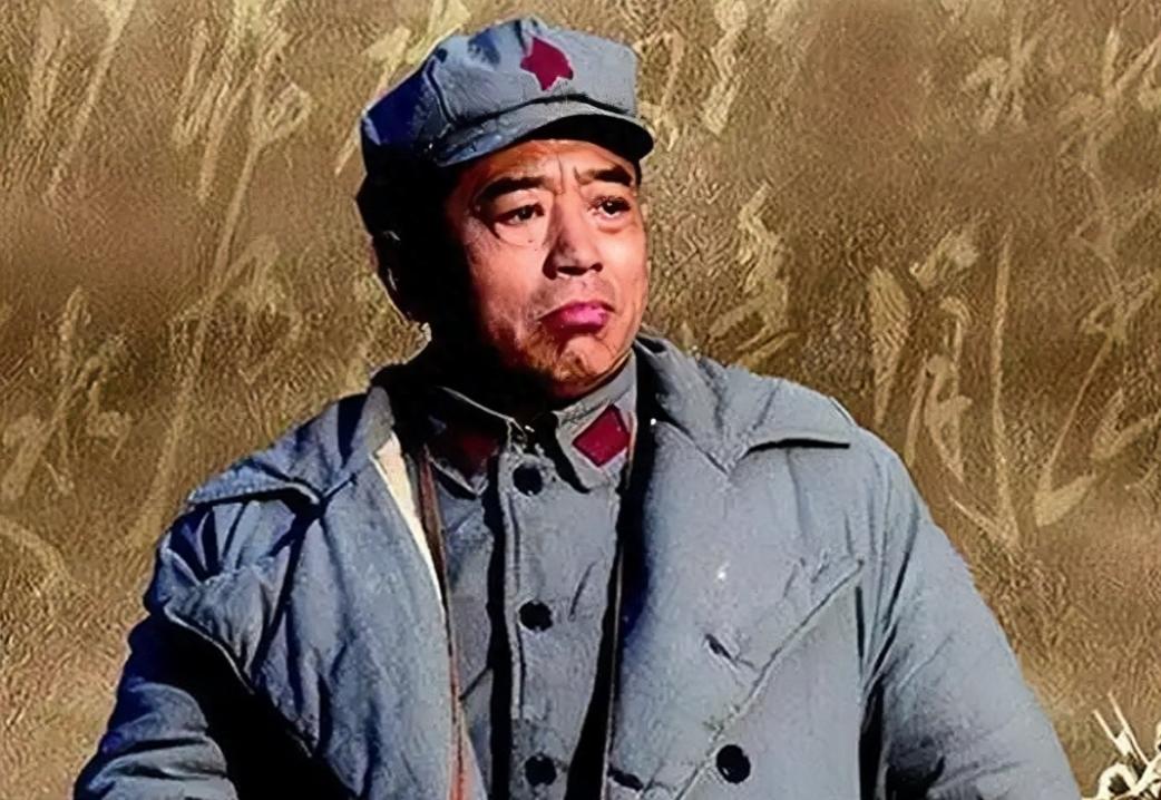 彭德怀为什么能成为八路军副总指挥？
抗战爆发后，彭德怀以八路军副总指挥的身份，迅