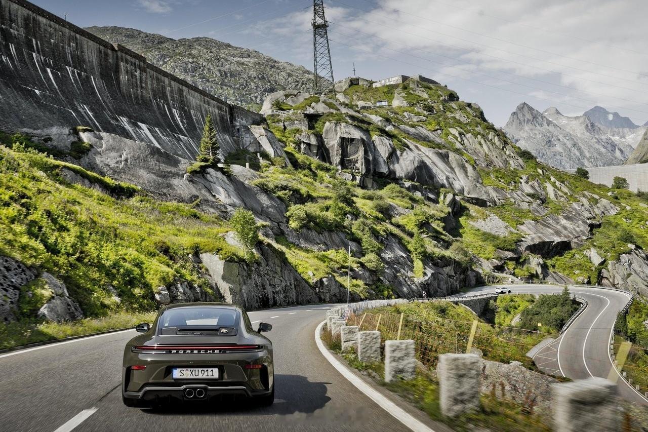 跑山版，911 GT3 Bergsport致敬阿尔卑斯山路，基于992.1 GT