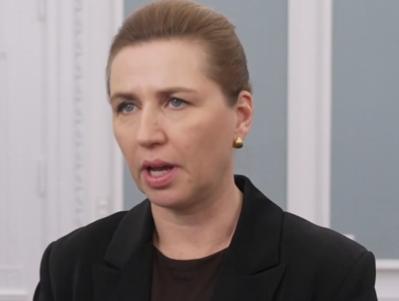 【如果美国入侵格陵兰岛，北约将不复存在。】丹麦首相梅特·弗雷德里克森表示：“一切